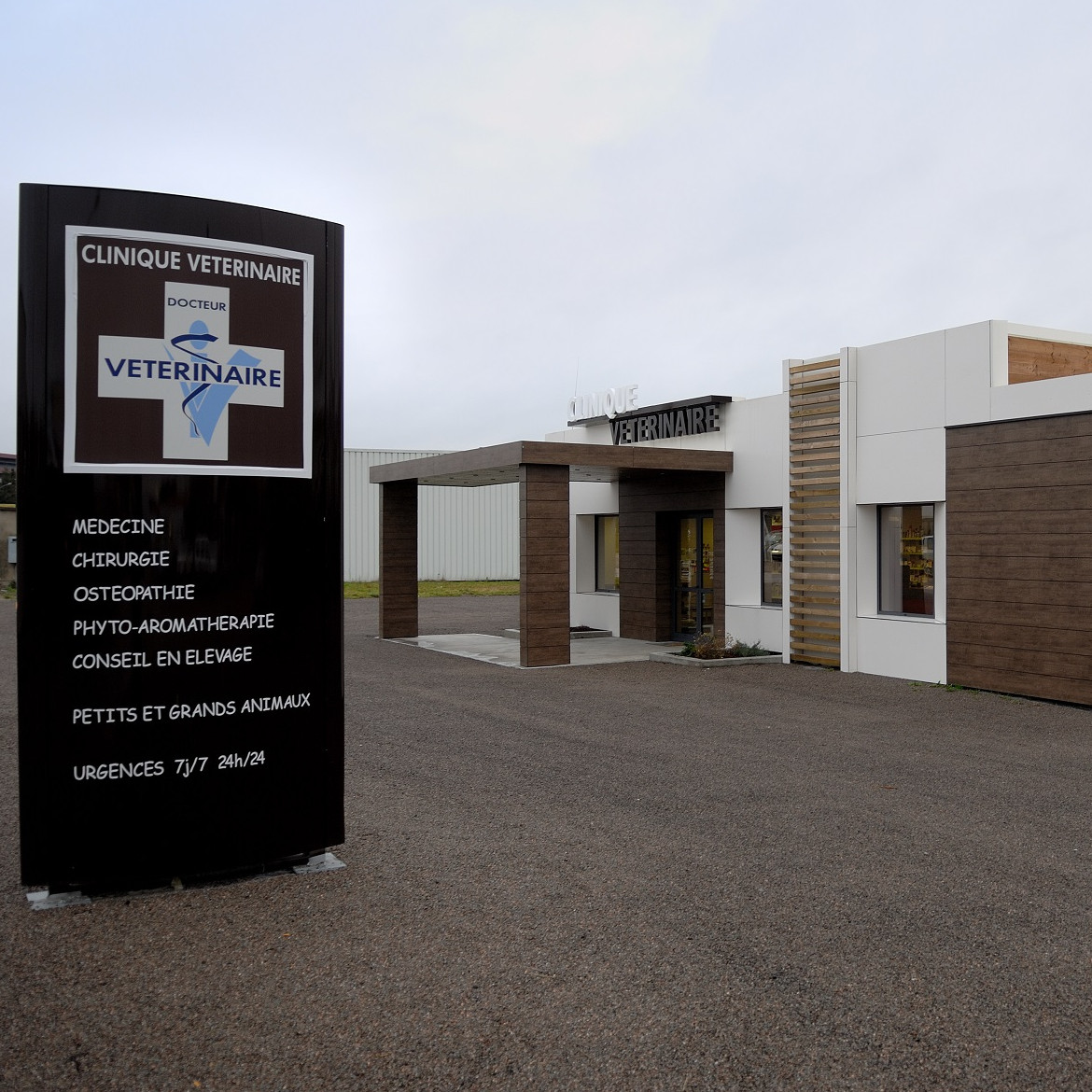 Bienvenue sur le site de Vet'Alliance du Brionnais - Clinique Vétérinaire de l'Érable Rouge à la Clayette