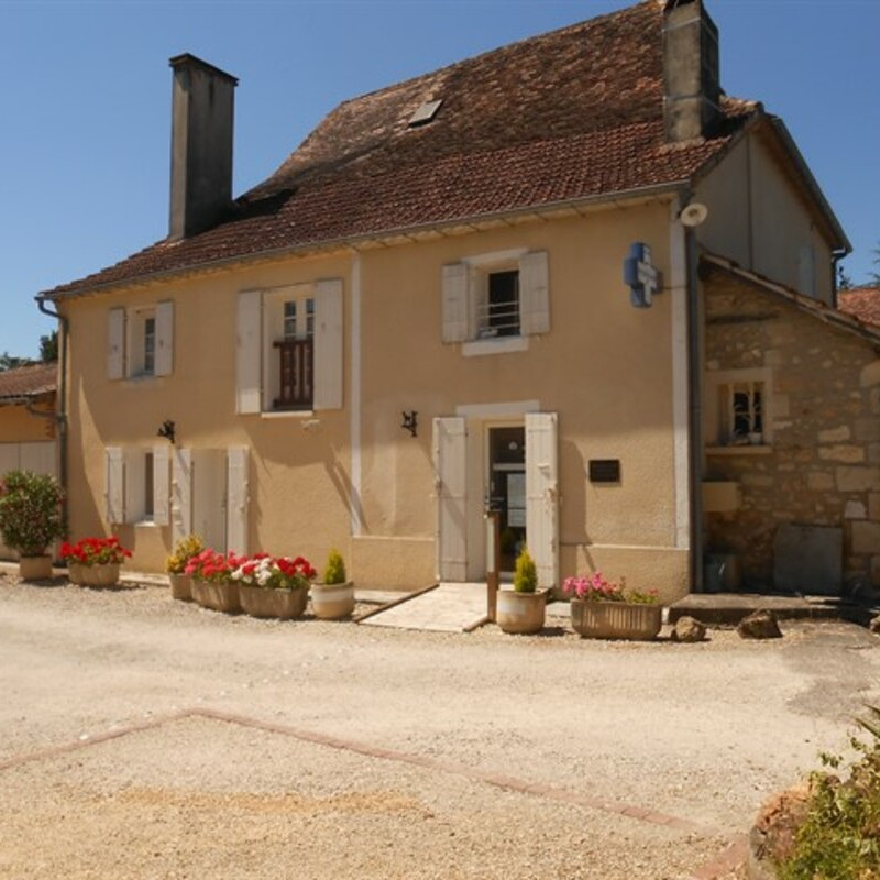 Bienvenue sur le site du Cabinet vétérinaire du Vieux Puits à Eyraud-Crempse-Maurens