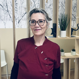 Anne Laurence 