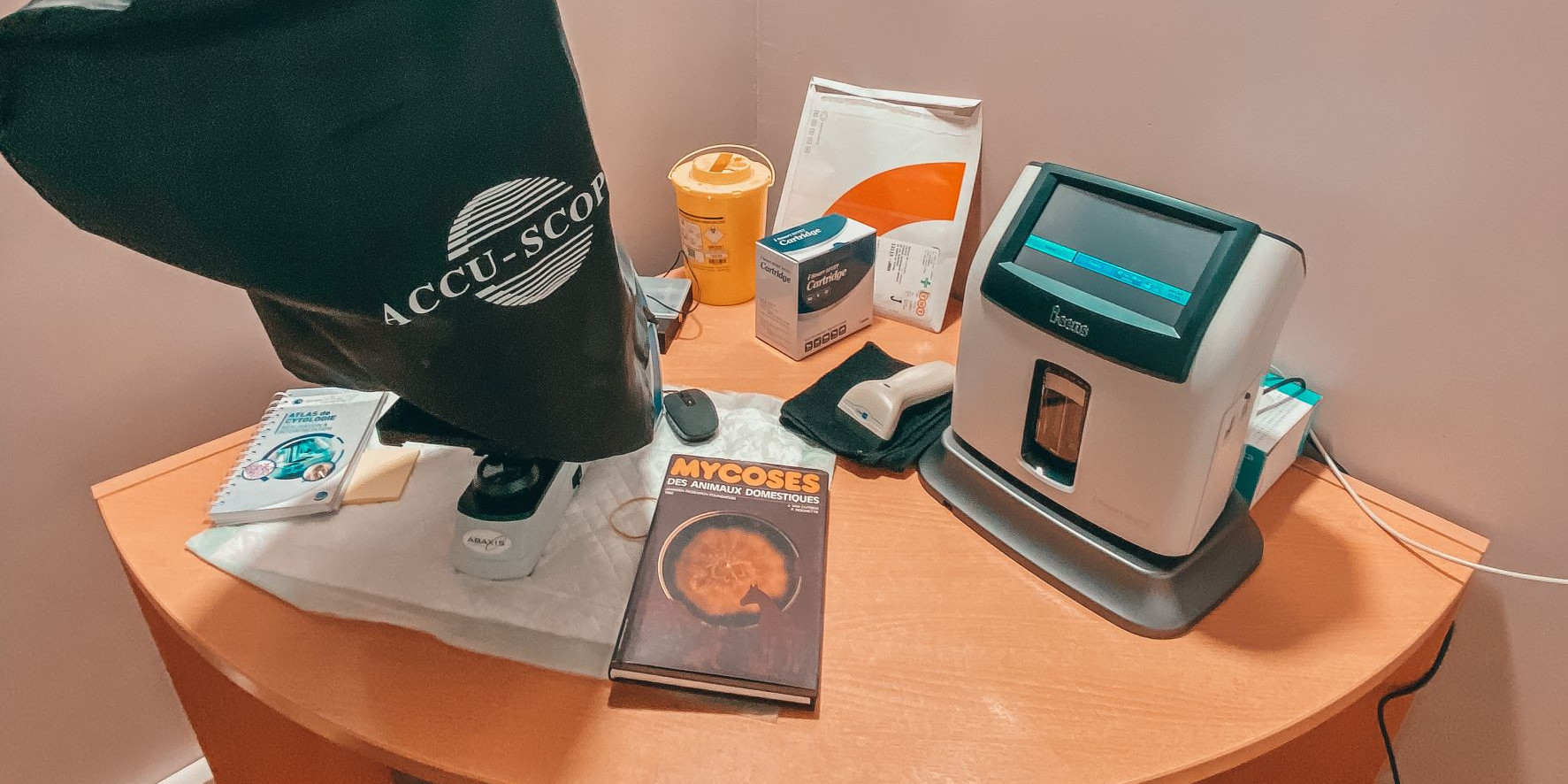 Microscope et ionogramme