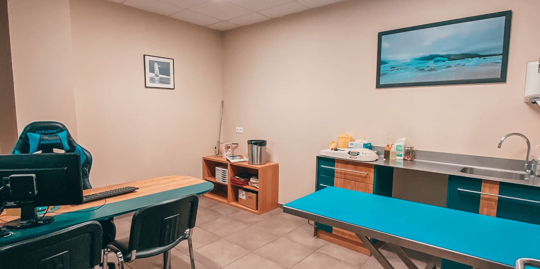 Salle de consultation "bleue"